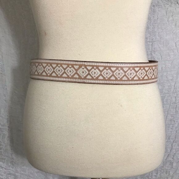 Lucky Brand Boho Embossed Leather Belt Size S - Picture 3 of 6